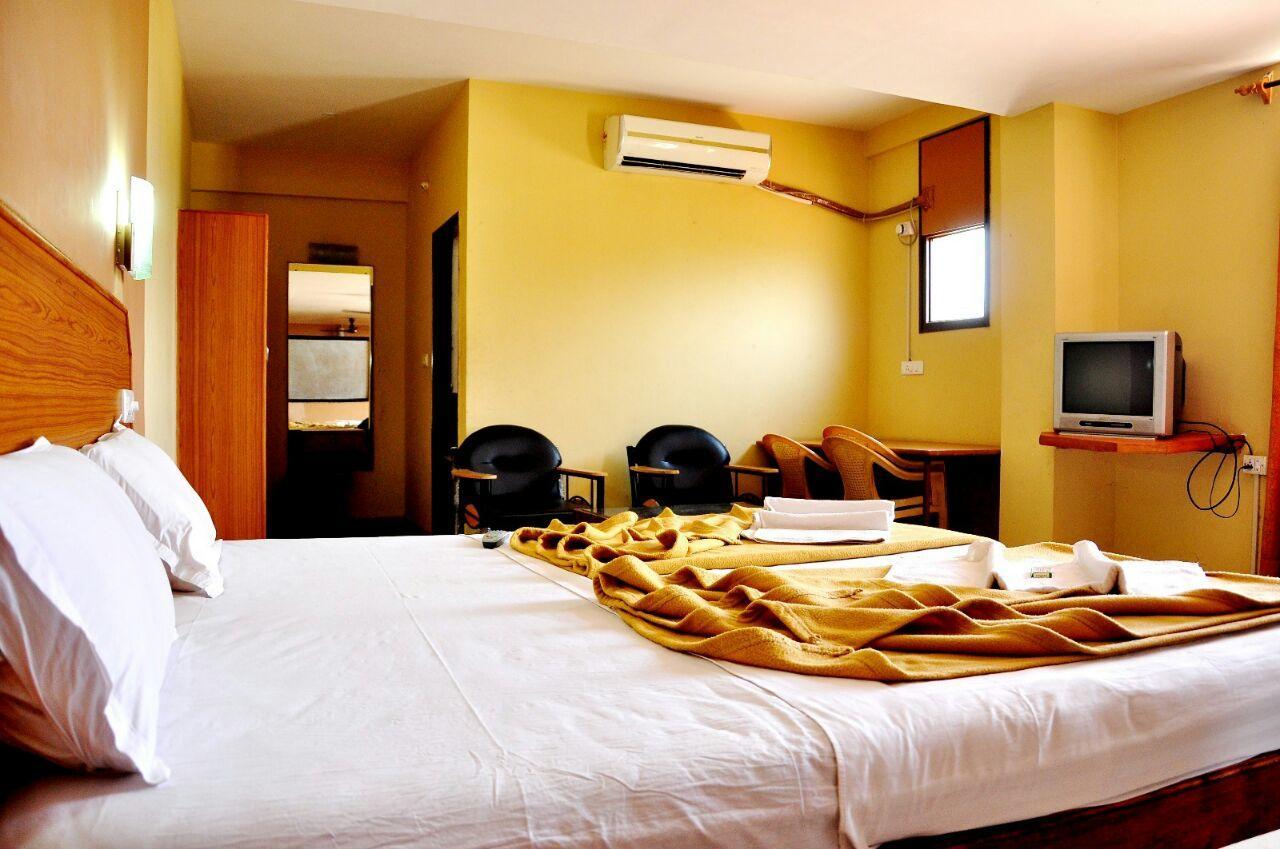 Sreeya Comforts Hotel Mysore Buitenkant foto