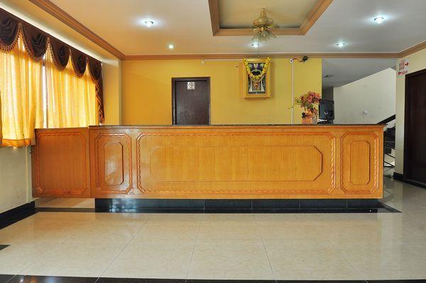 Sreeya Comforts Hotel Mysore Buitenkant foto